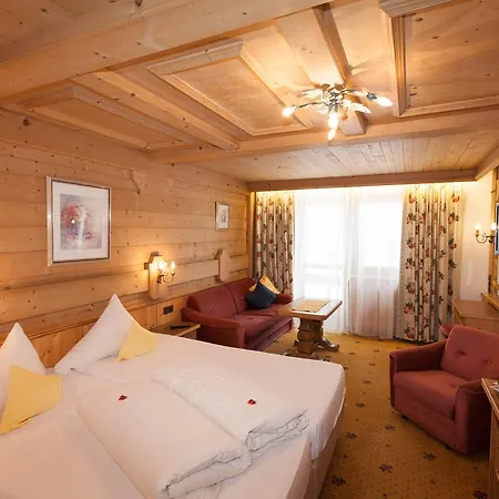 Schlosshof Otel 4*